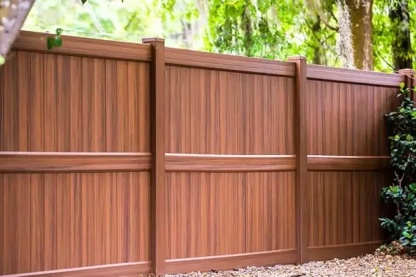Vinyl Fencing installation